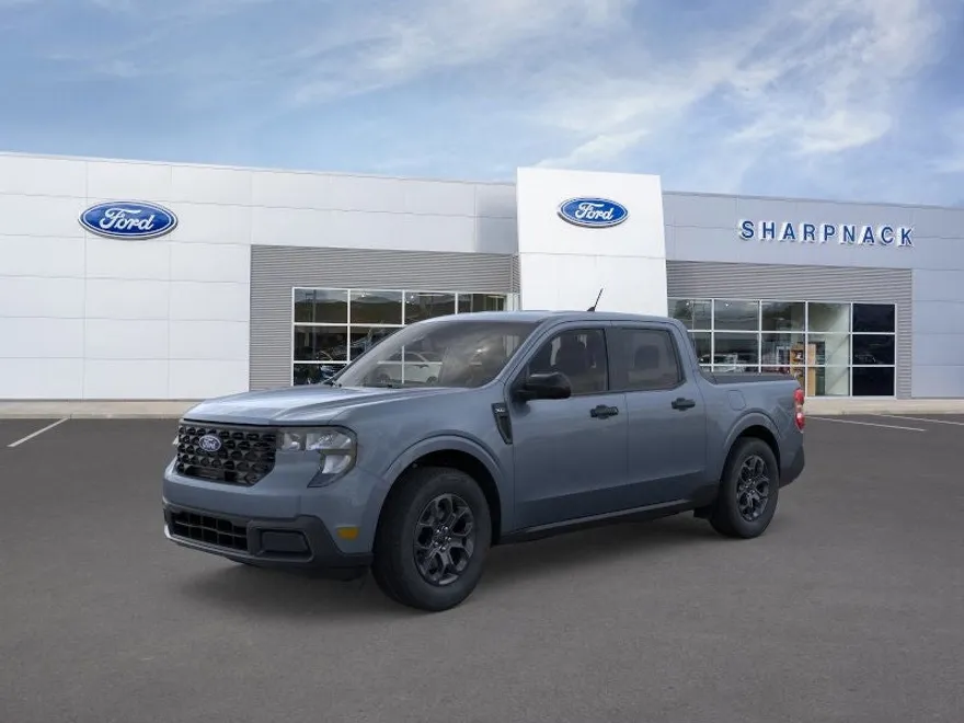 2025 Ford Maverick XLT photo 1