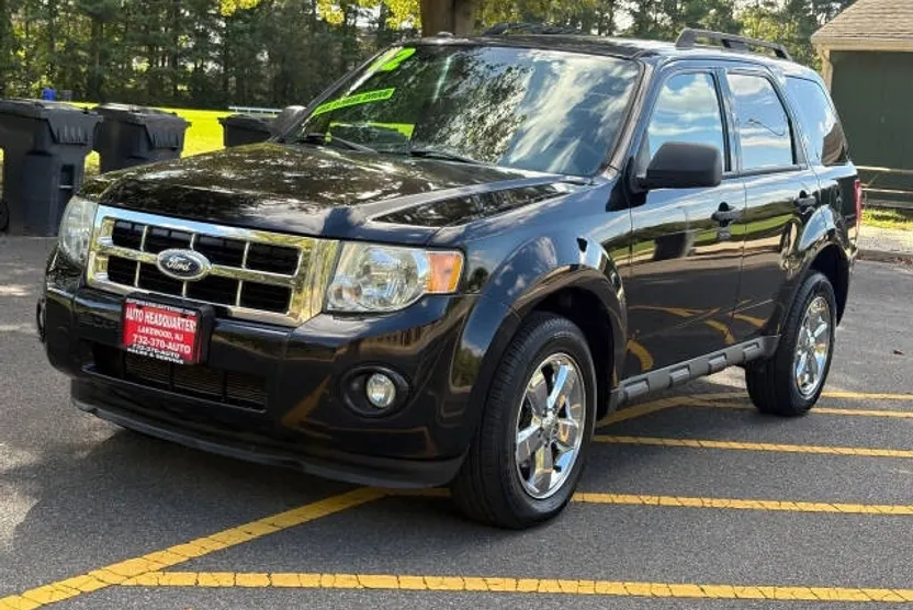 2012 Ford Escape XLT photo 1