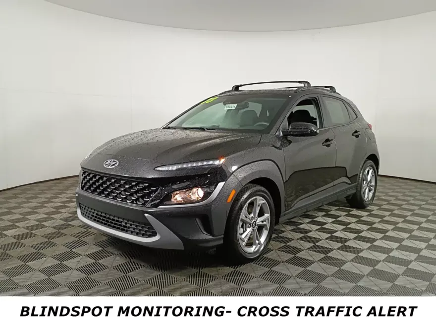 2023 Hyundai Kona SEL photo 1