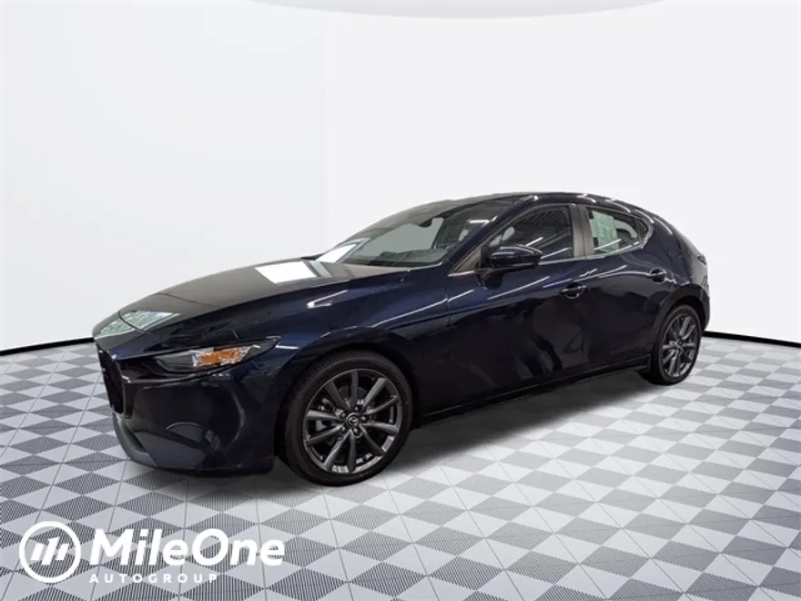 2021 Mazda Mazda3 Select Hatchback photo 1