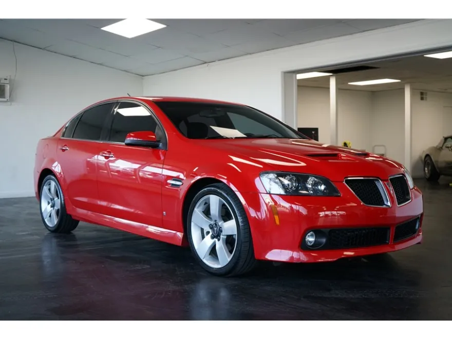 2009 Pontiac G8 GT photo 1