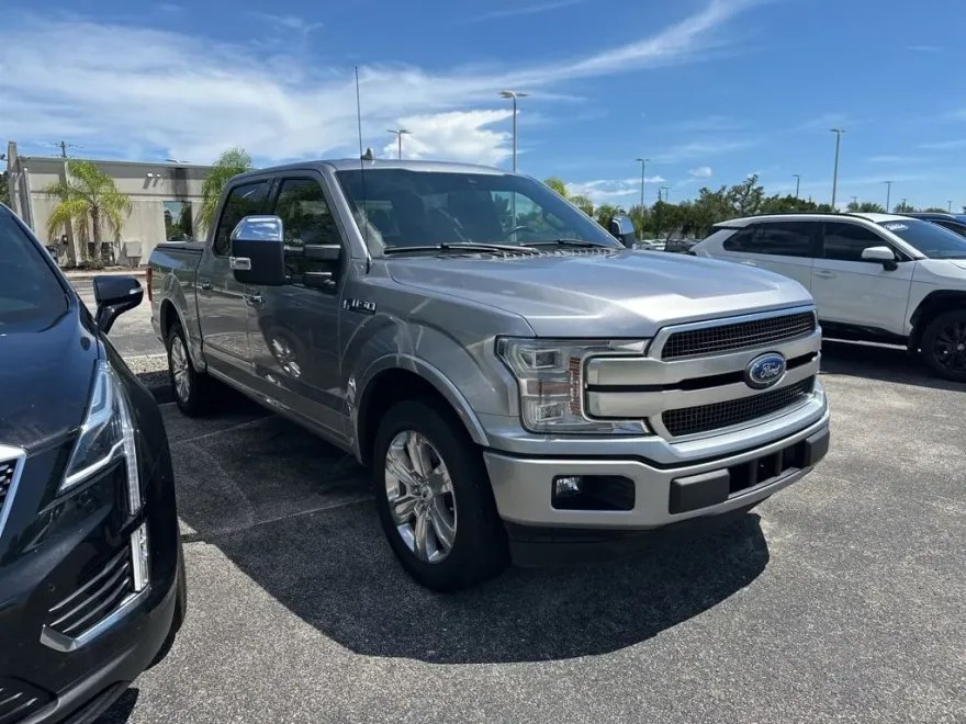 2020 Ford F-150 Platinum photo 1