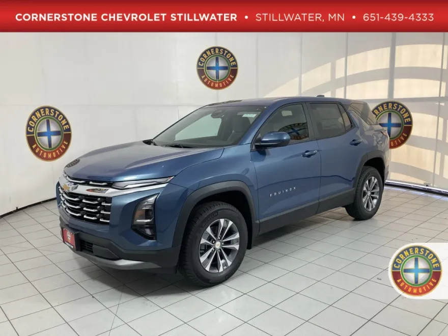 2026 Chevrolet Equinox LT photo 1