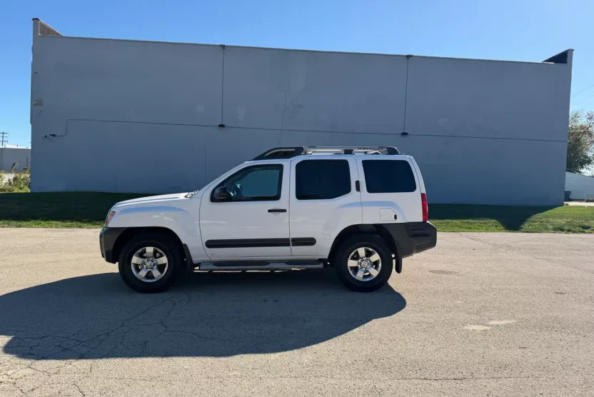 2011 Nissan Xterra X photo 1