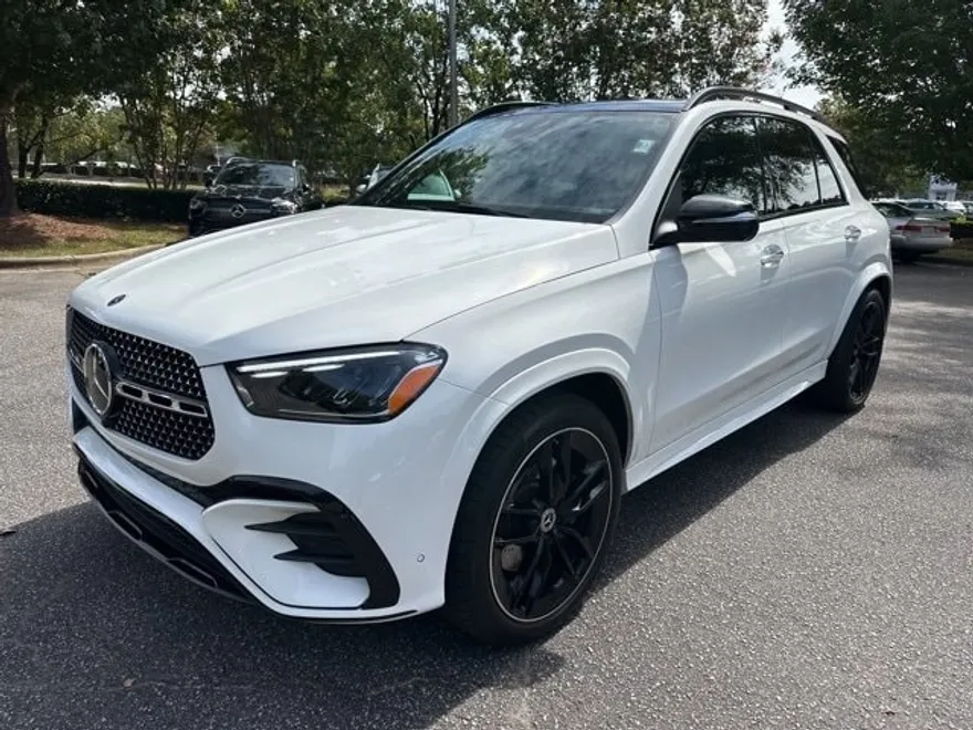 2025 Mercedes Benz GLE 450 4MATIC photo 1