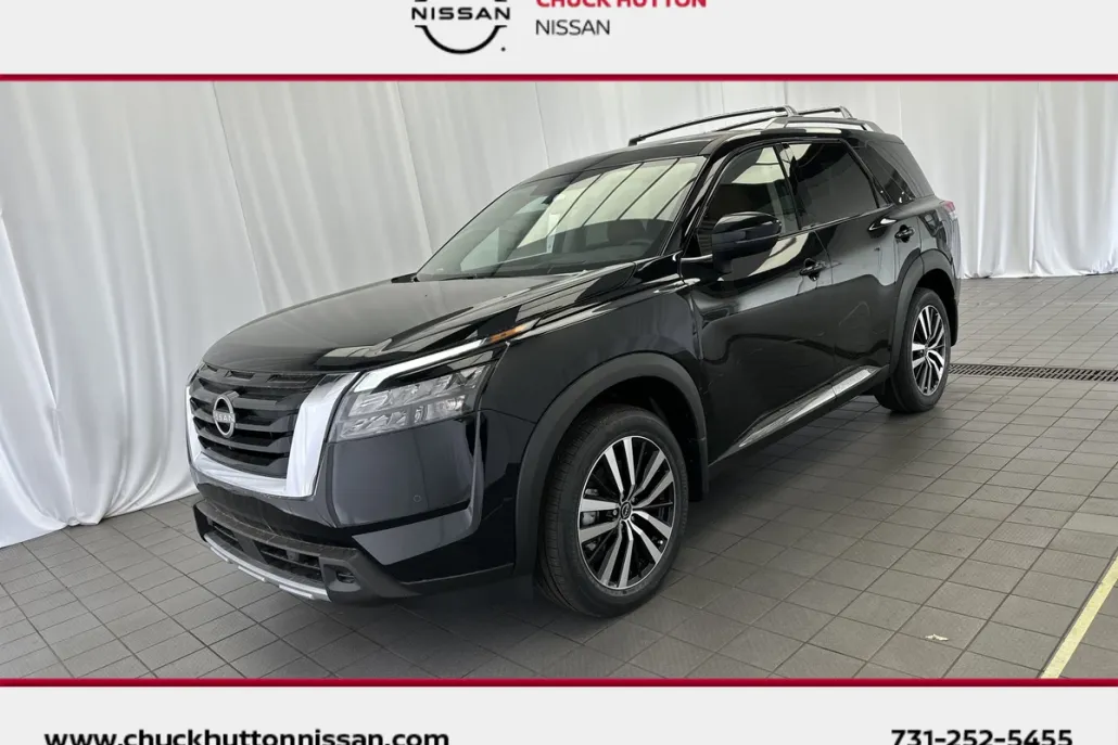 2025 Nissan Pathfinder Platinum photo 1