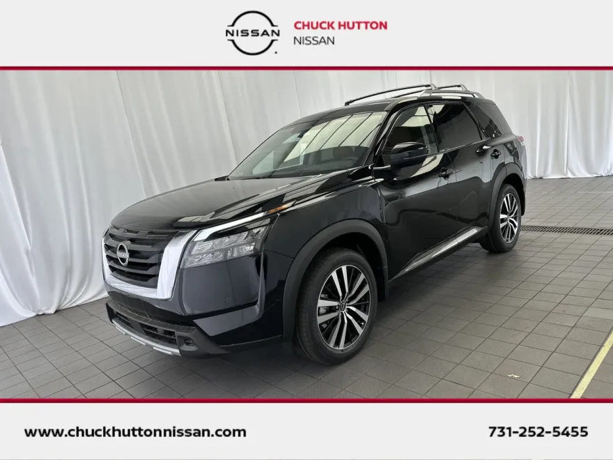 2025 Nissan Pathfinder Platinum photo 1