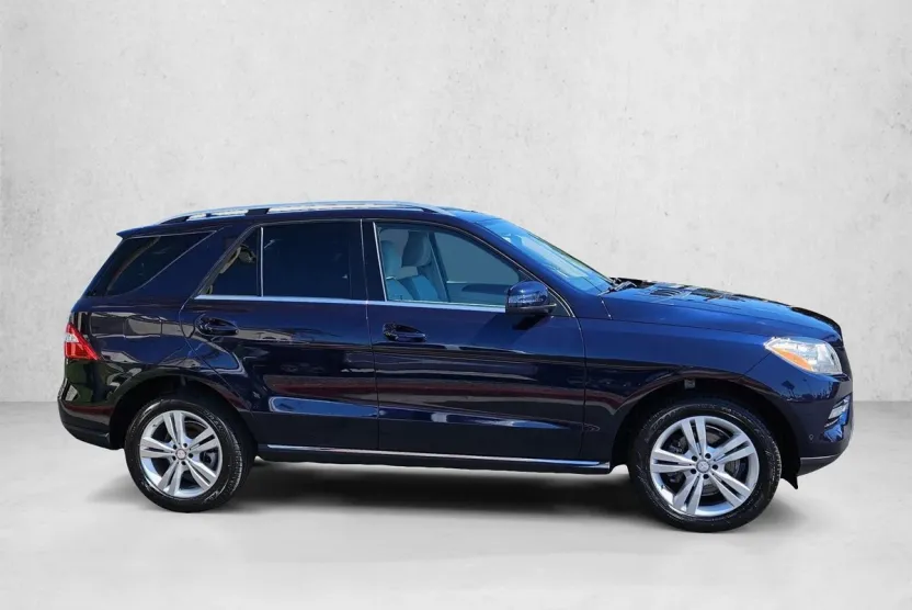 2013 Mercedes Benz ML 350 BlueTEC 4MATIC photo 1