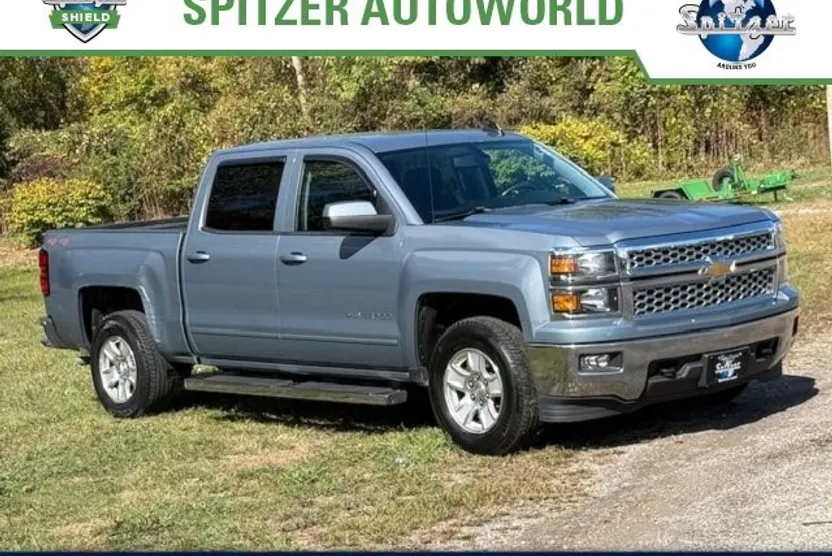 2015 Chevrolet Silverado 1500 LT photo 1