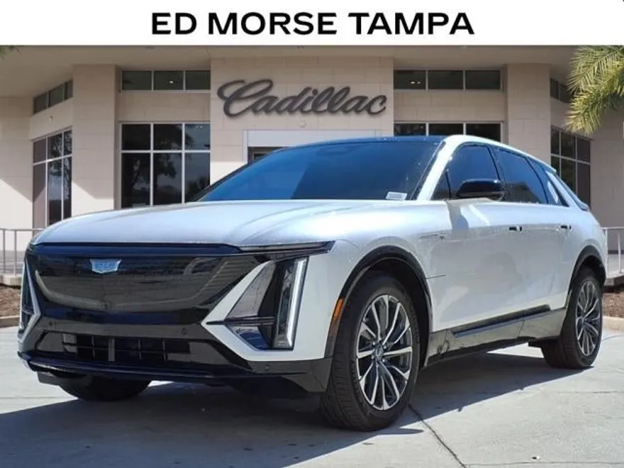 2025 Cadillac Lyriq Sport photo 1