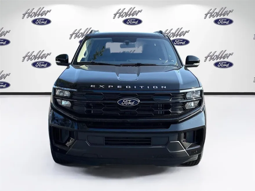 2025 Ford Expedition photo 1