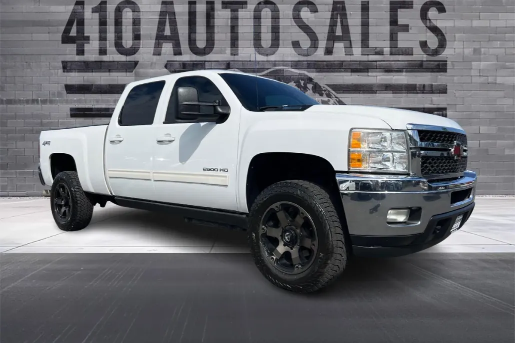 2013 Chevrolet Silverado 2500HD LTZ photo 1