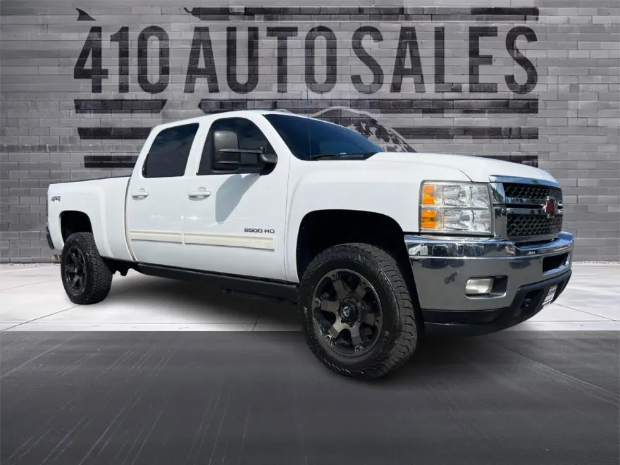 2013 Chevrolet Silverado 2500HD LTZ photo 1