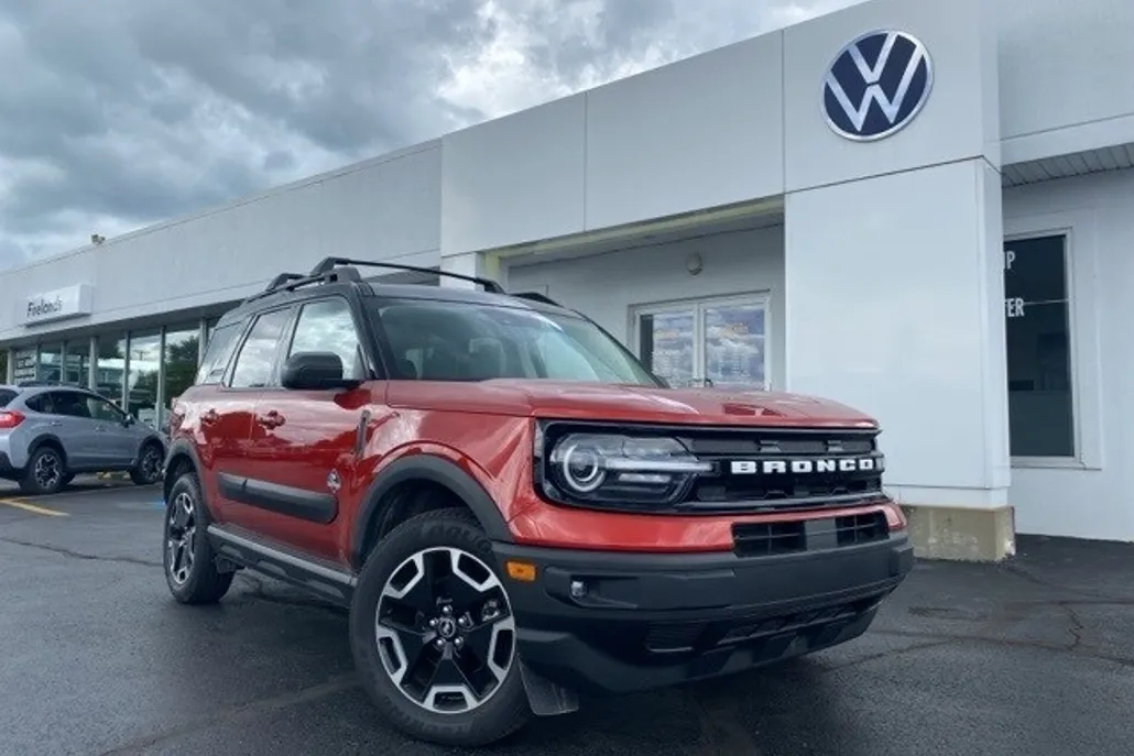 2022 Ford Bronco Sport Outer Banks photo 1