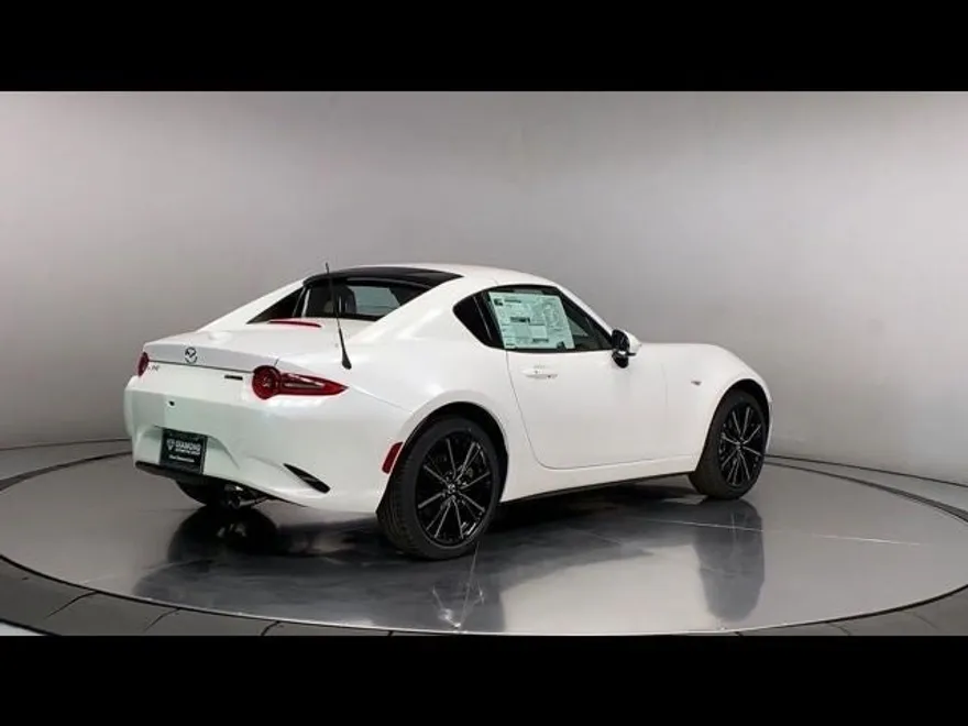 2025 Mazda MX-5 Miata Miata RF Grand Touring photo 39