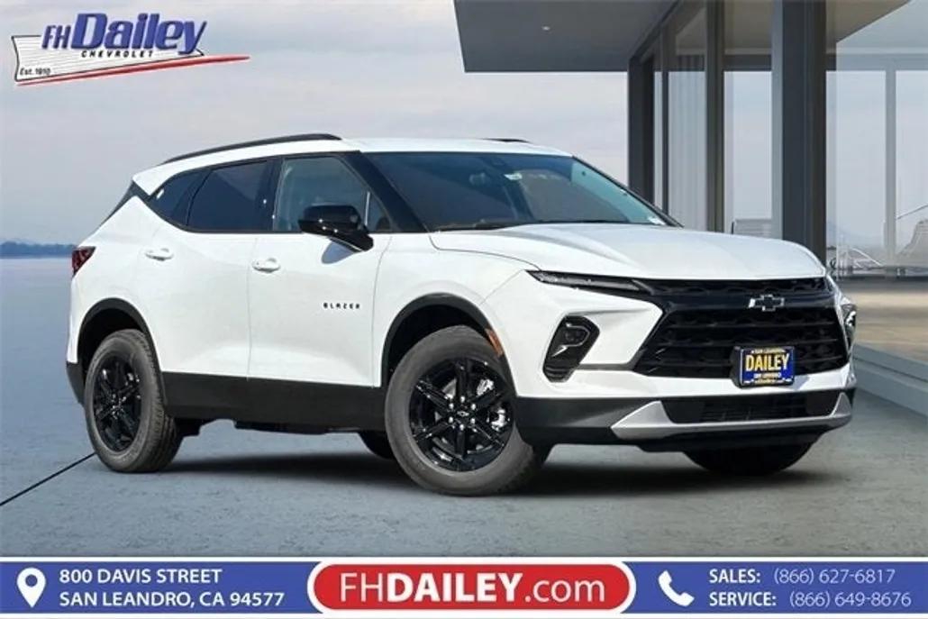 2025 Chevrolet Blazer 2LT photo 1