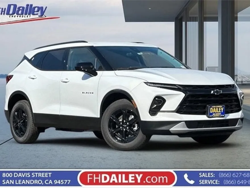 2025 Chevrolet Blazer 2LT photo 1