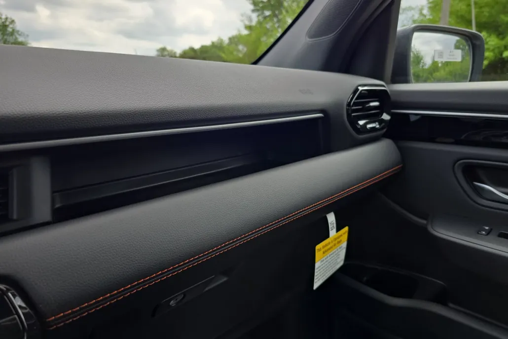 2025 Honda Pilot Sport photo 1
