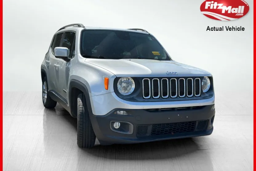 2015 Jeep Renegade Latitude photo 1