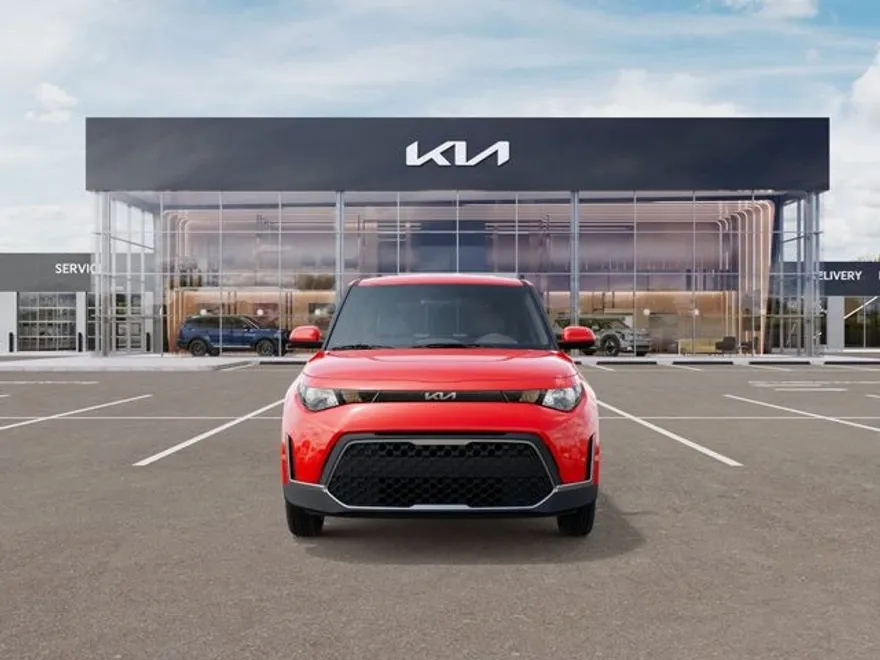 2025 Kia Soul LX photo 1