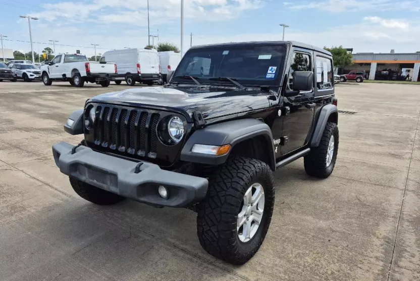 2019 Jeep Wrangler Sport S photo 1