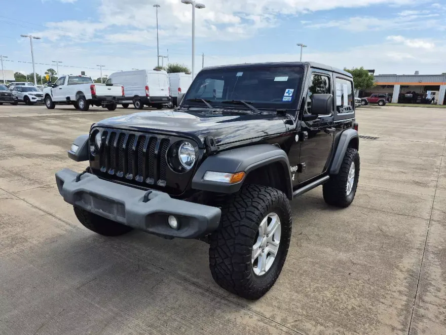 2019 Jeep Wrangler Sport S photo 1