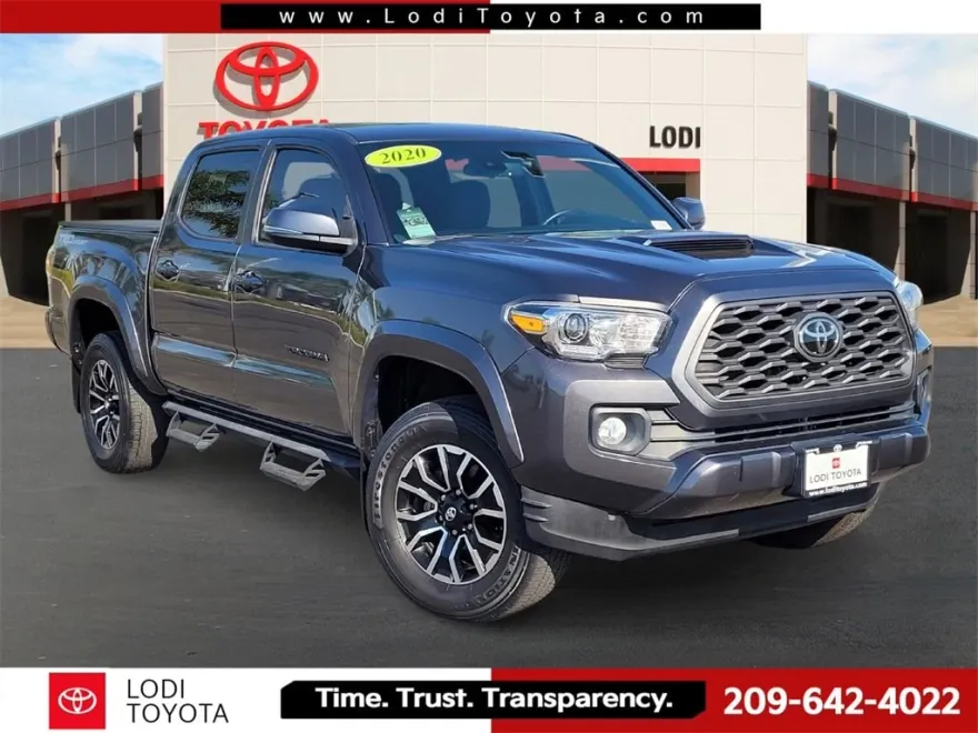 2020 Toyota Tacoma TRD Sport photo 1
