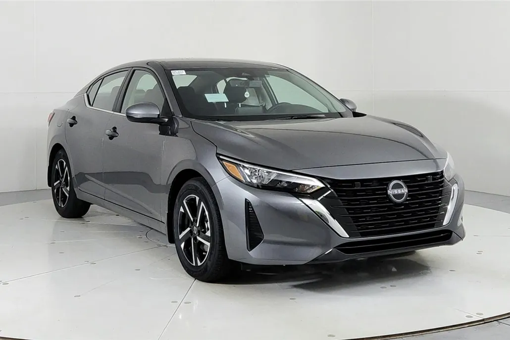2025 Nissan Sentra SV photo 1