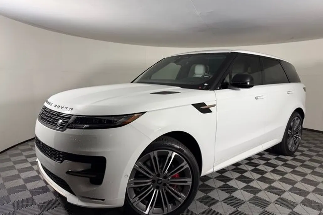 2025 Land Rover Range Rover Sport SE photo 1
