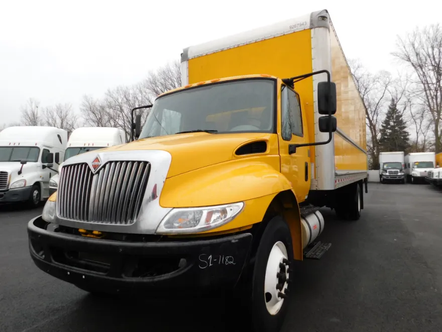 2019 International 4300 DuraStar 4300 photo 1