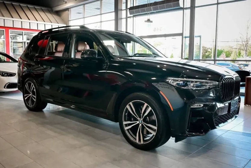 2021 Bmw X7 M50i photo 1
