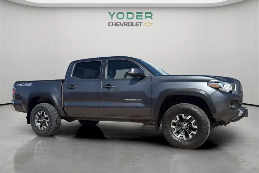 2023 Toyota Tacoma TRD Off-Road photo 1