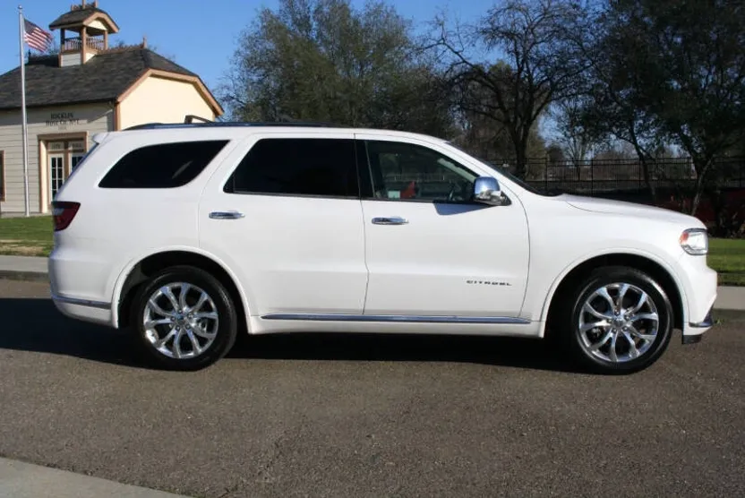 2017 Dodge Durango Citadel photo 1