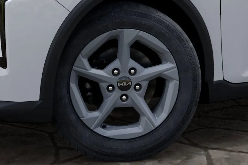 2025 Kia K4 LX photo 1