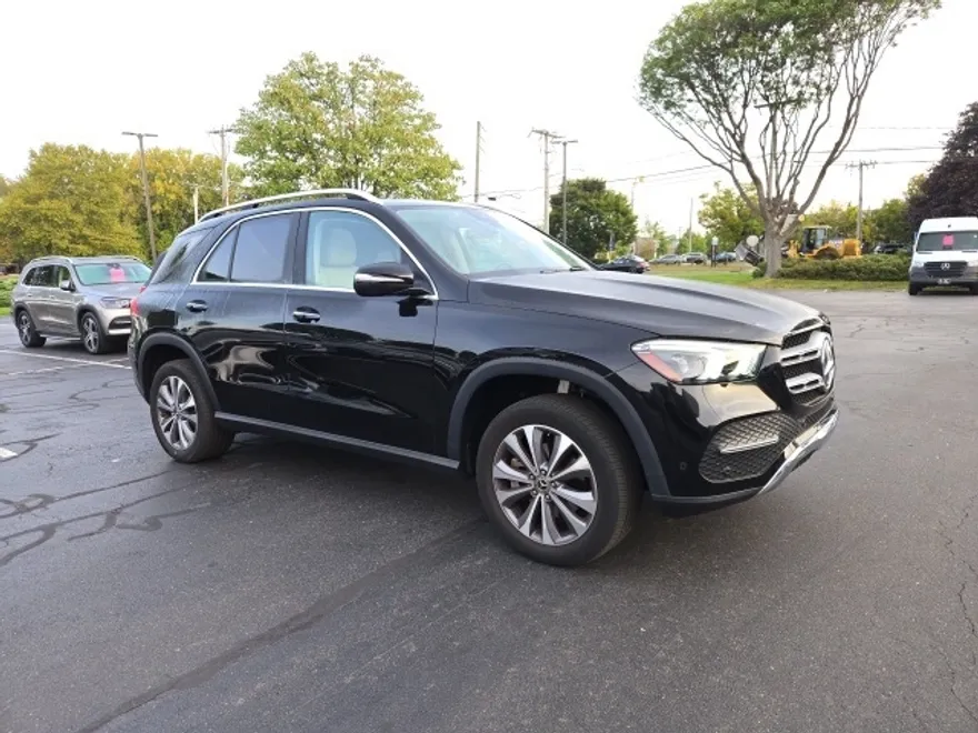 2022 Mercedes Benz GLE 350 4MATIC photo 1