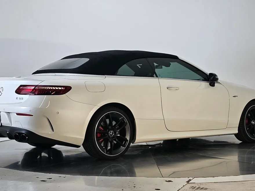 2021 Mercedes Benz E AMG 53 4MATIC Cabriolet photo 1