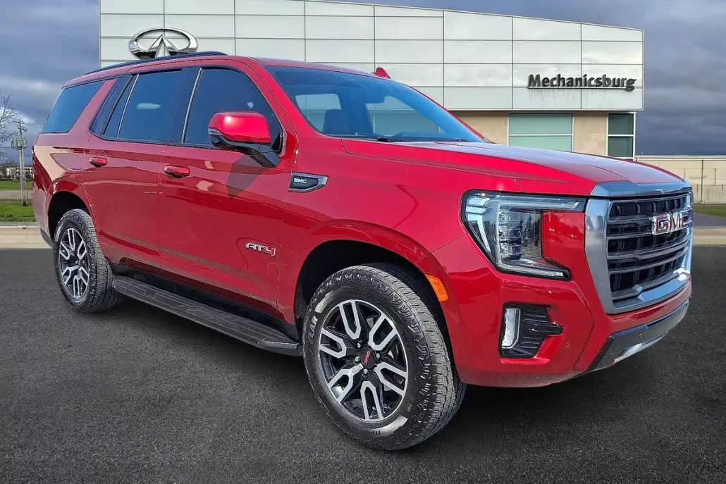 2024 Gmc Yukon AT4 photo 1