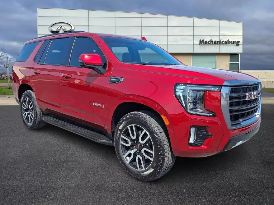 2024 Gmc Yukon AT4 photo 1