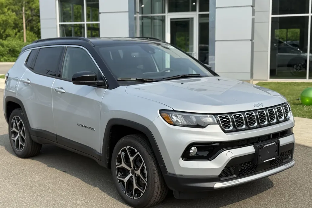 2025 Jeep Compass Limited photo 1