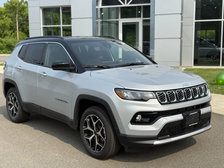 2025 Jeep Compass Limited photo 1