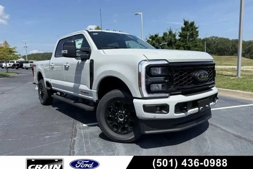 2025 Ford F-250 photo 1
