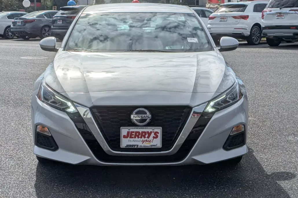 2022 Nissan Altima 2.5 SV photo 1