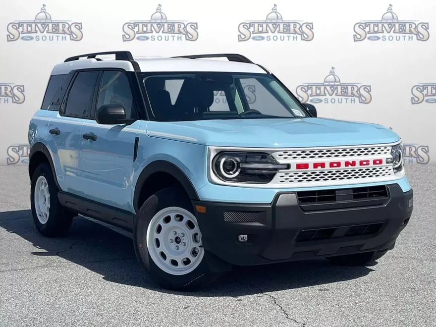 2025 Ford Bronco Sport Heritage photo 1