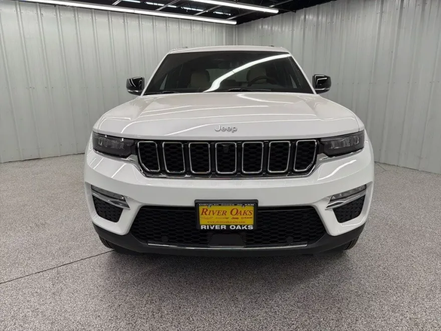 2025 Jeep Grand Cherokee Limited photo 1