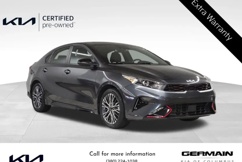 2023 Kia Forte GT-Line photo 1
