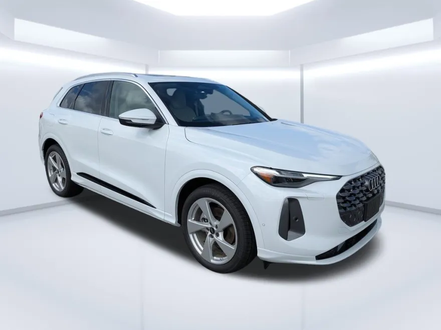 2025 Audi Q5 Premium Prestige photo 1