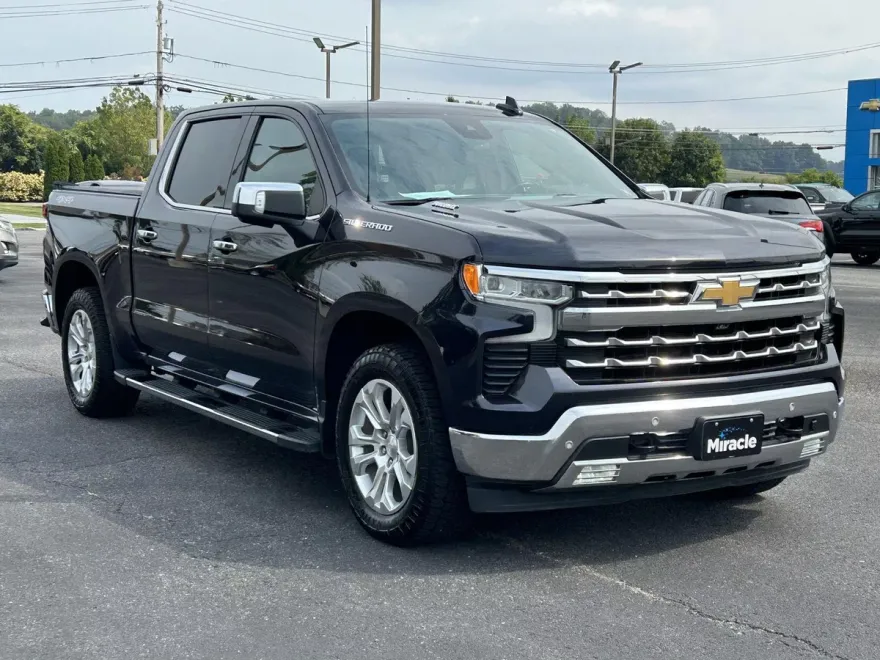 2022 Chevrolet Silverado 1500 LTZ photo 1