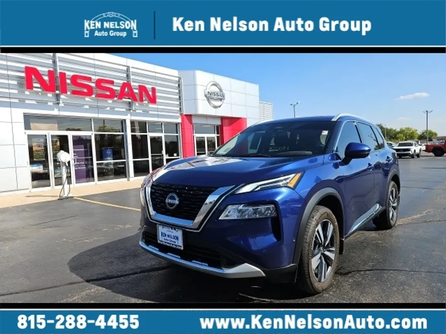 2023 Nissan Rogue Platinum photo 1