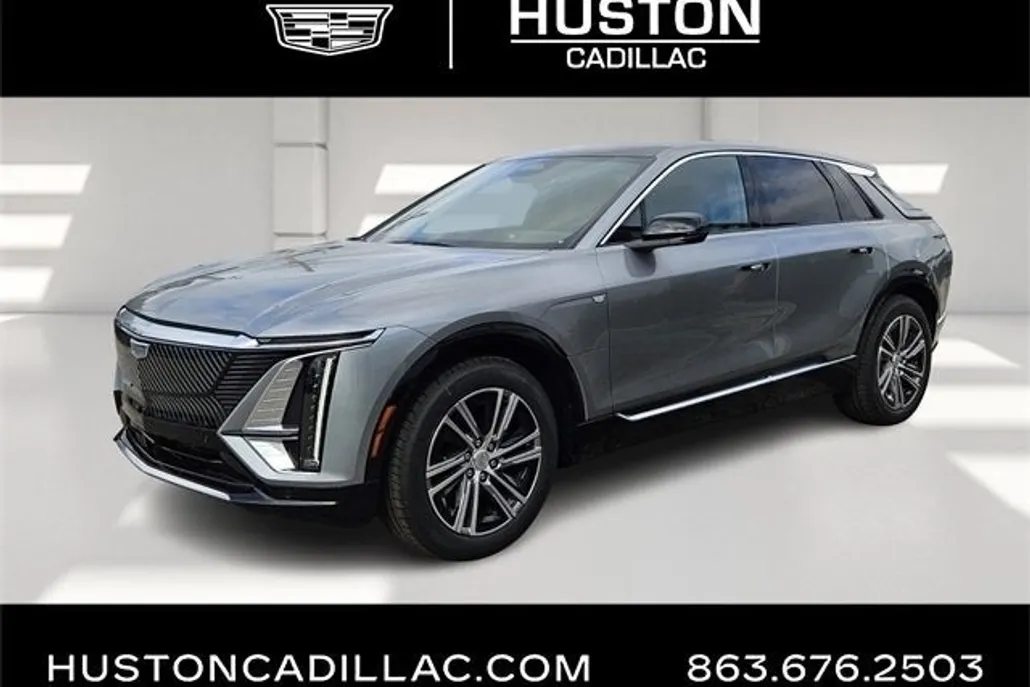 2025 Cadillac Lyriq Luxury photo 1