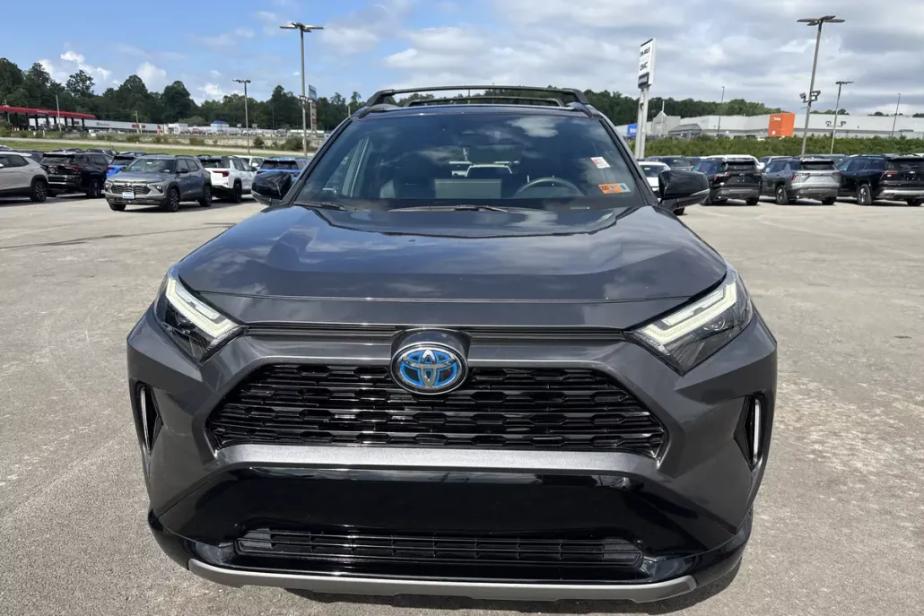 2024 Toyota RAV4 Hybrid XSE photo 1